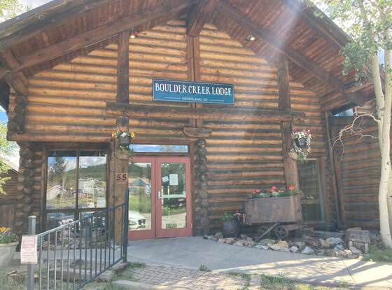 The Boulder Creek Lodge allows check-in for 18 year-old guests