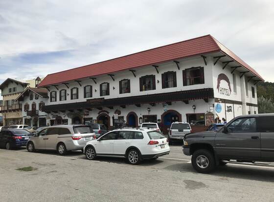 Bavarian Ritz Hotel allows check-in for 18 year-old guests