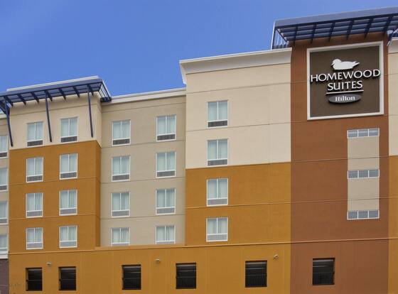 Homewood Suites by Hilton Rochester Mayo Clinic Area / Saint Marys allows check-in for 18 year-old guests