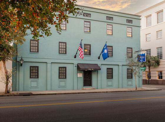 Indigo Inn allows check-in for 18 year-old guests