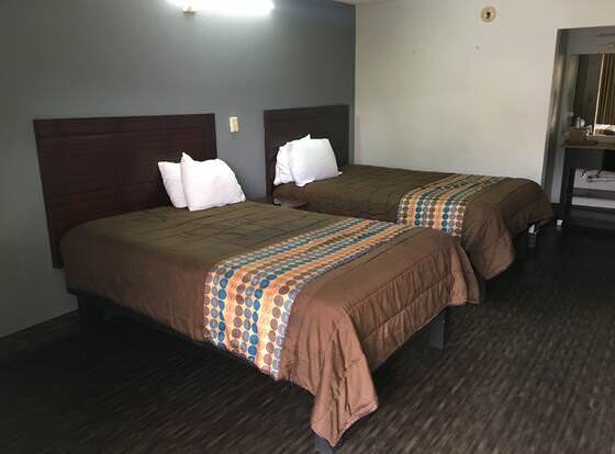 Express Inn East allows check-in for 18 year-old guests