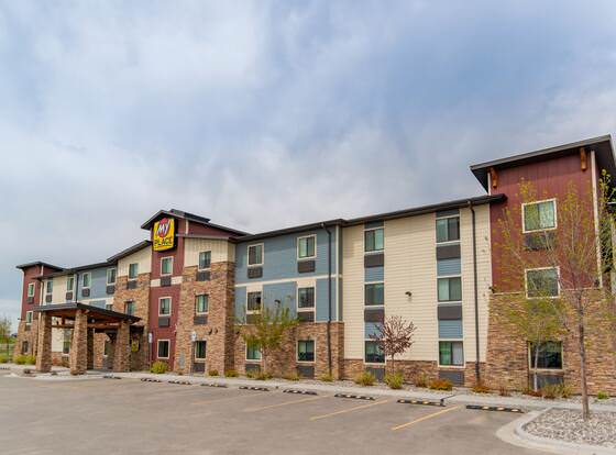 My Place Hotel - Billings, MT allows check-in for 18 year-old guests