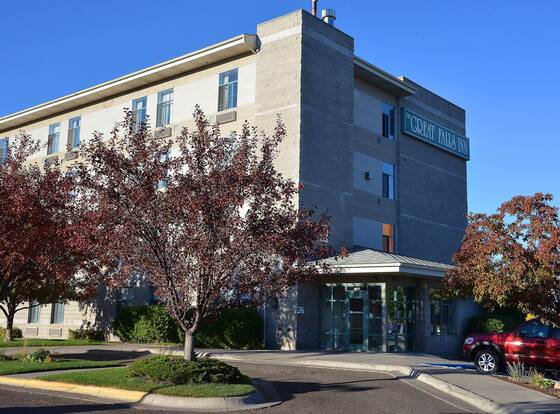 The Great Falls Inn by Riversage allows check-in for 18 year-old guests