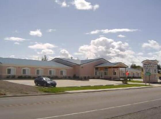 Glacier Gateway Plaza allows check-in for 18 year-old guests