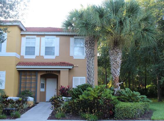 Emerald Island Resort - Formosa Gardens allows check-in for 18 year-old guests