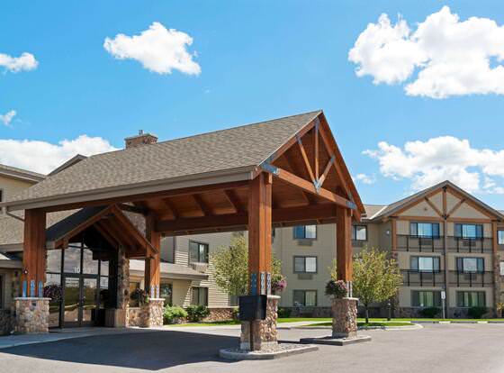 AmericInn by Wyndham Rexburg BYUI allows check-in for 18 year-old guests