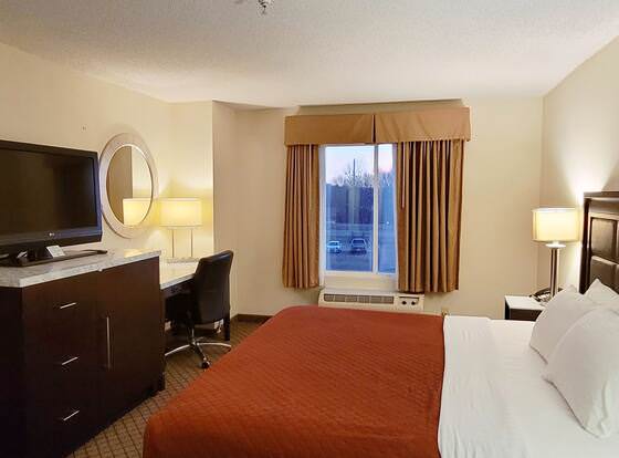 Home Inn & Suites allows check-in for 18 year-old guests