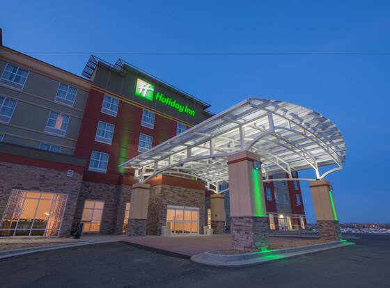 Holiday Inn Bismarck, an IHG Hotel allows check-in for 18 year-old guests