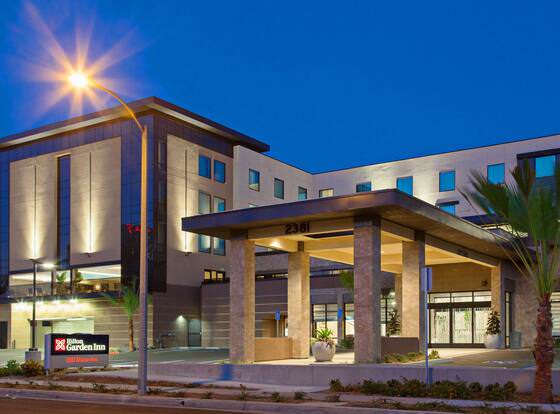 Hilton Garden Inn Irvine/Orange County Airport allows check-in for 18 year-old guests