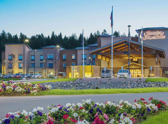 Hampton Inn & Suites Whitefish allows check-in for 18 year-old guests