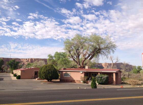 Kokopelli Inn allows check-in for 18 year-old guests