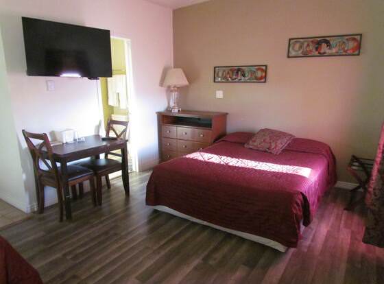 True North Motel allows check-in for 18 year-old guests