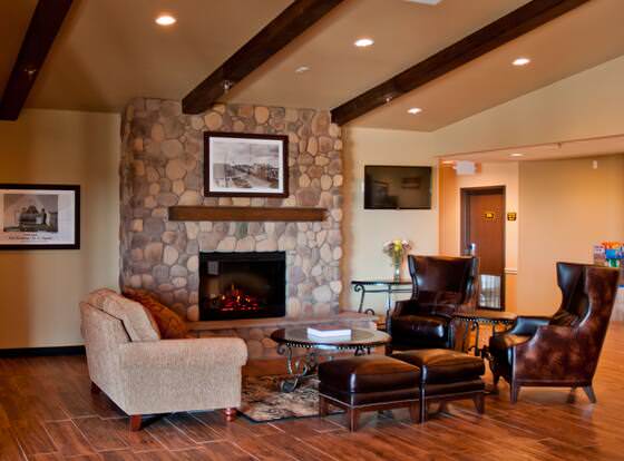 Van Hook Territorial Inn allows check-in for 18 year-old guests