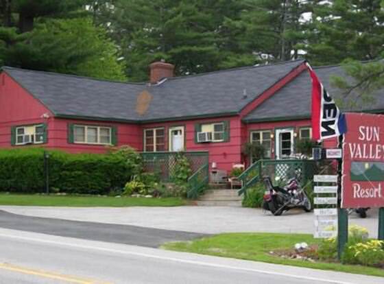Sun Valley Cottages allows check-in for 18 year-old guests