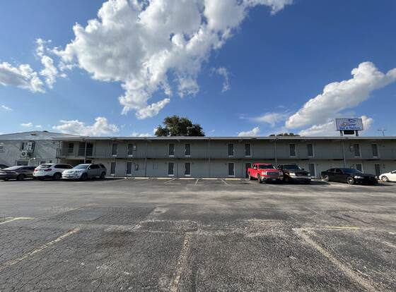 Mid Towne Inn and Suites allows check-in for 18 year-old guests