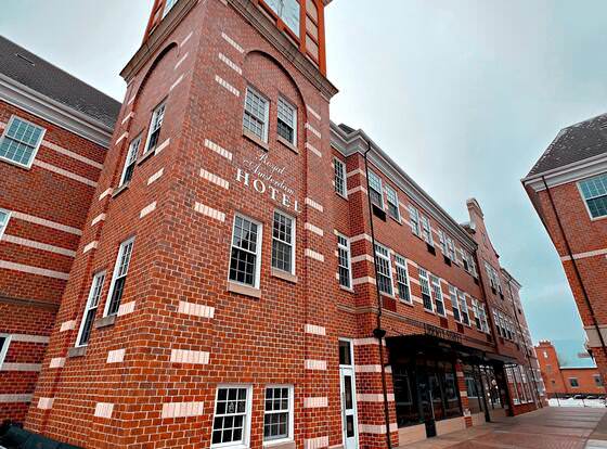 Royal Amsterdam Hotel allows check-in for 18 year-old guests