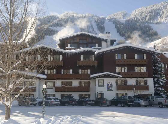 Mountain Chalet Aspen allows check-in for 18 year-old guests