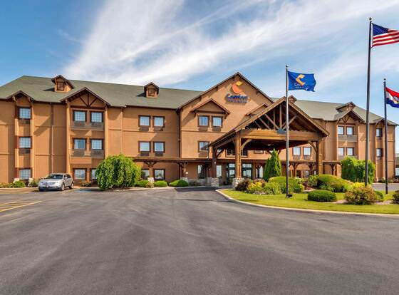 Comfort Inn & Suites Macon allows check-in for 18 year-old guests