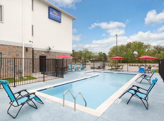 Baymont by Wyndham College Station allows check-in for 18 year-old guests
