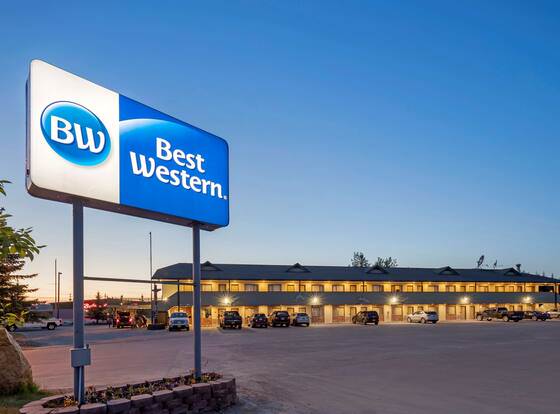 Best Western King Salmon Inn allows check-in for 18 year-old guests
