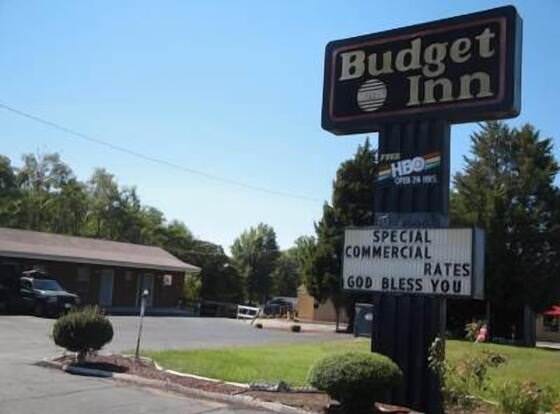Budget Inn Danville allows check-in for 18 year-old guests