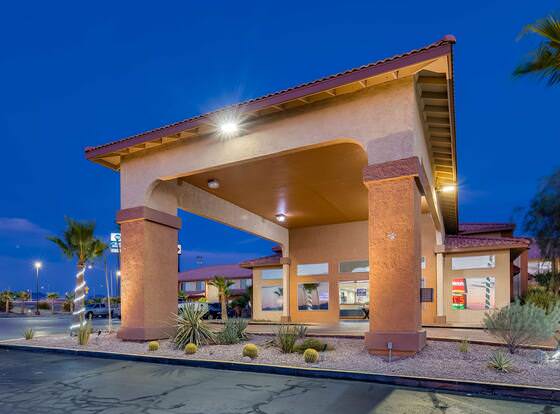 Best Western Desert Oasis allows check-in for 18 year-old guests