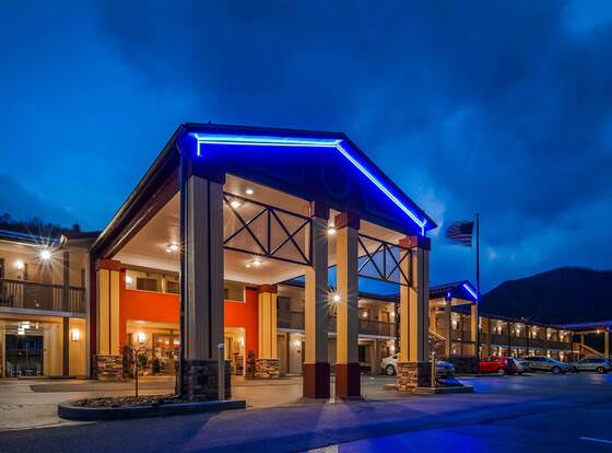 Best Western Mountainbrook Inn allows check-in for 18 year-old guests