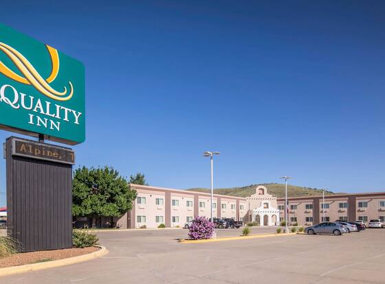Quality Inn allows check-in for 18 year-old guests