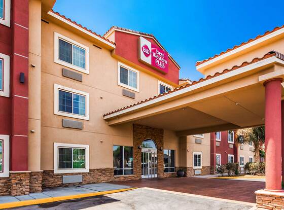 Best Western Plus Main Street Inn allows check-in for 18 year-old guests