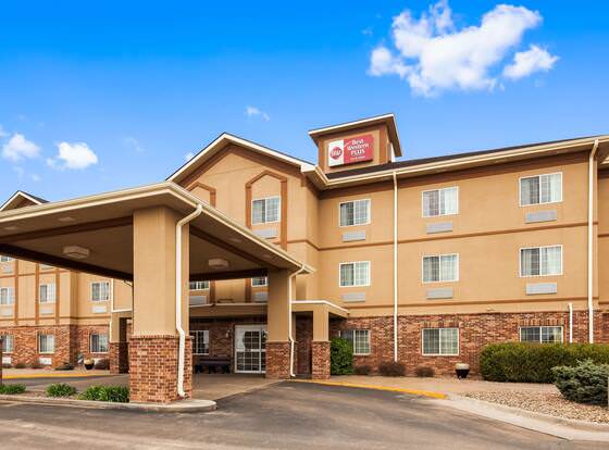 Best Western Plus Wakeeney Inn & Suites allows check-in for 18 year-old guests
