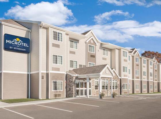 Microtel Inn & Suites By Wyndham Binghamton allows check-in for 18 year-old guests