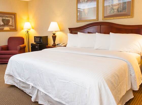 The Inn At Baptist Health allows check-in for 18 year-old guests