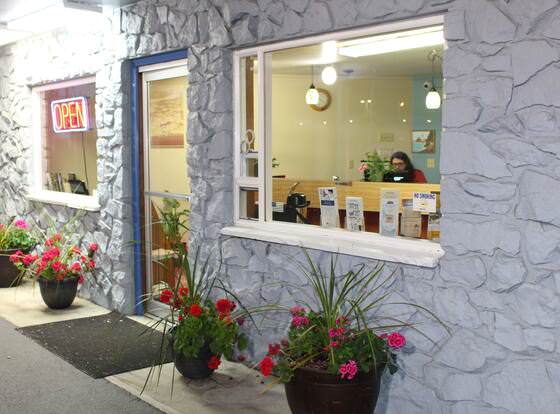 Silver Sands Motel allows check-in for 18 year-old guests