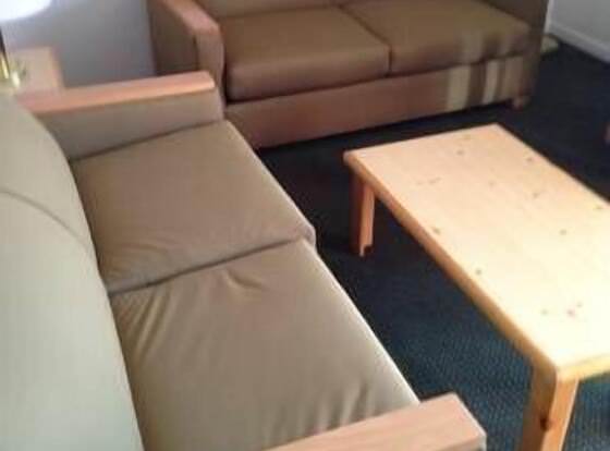 Central Motel Great Falls allows check-in for 18 year-old guests