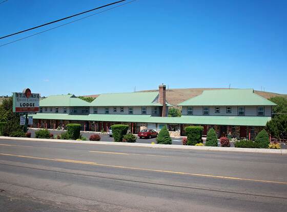 Rugged Country Lodge allows check-in for 18 year-old guests