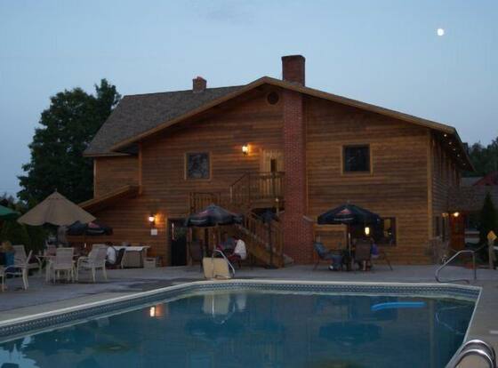 The Jay Village Inn allows check-in for 18 year-old guests