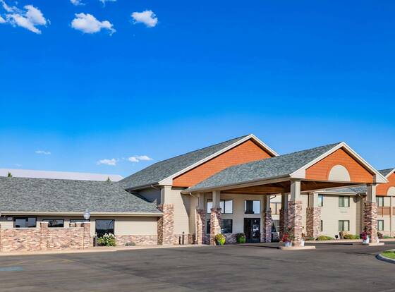 AmericInn by Wyndham Havre allows check-in for 18 year-old guests