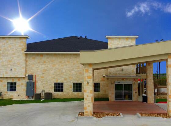 Westwood Inn allows check-in for 18 year-old guests