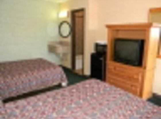 Interstate Inn Express allows check-in for 18 year-old guests