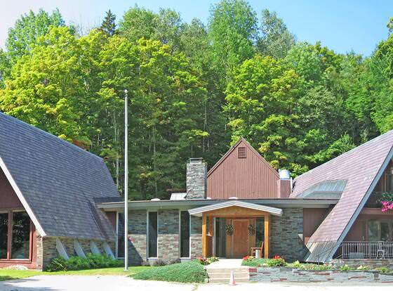 Birch Ridge Inn allows check-in for 18 year-old guests