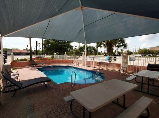 Executive Inn allows check-in for 18 year-old guests