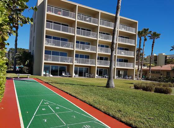 Turtle Crawl Inn allows check-in for 18 year-old guests