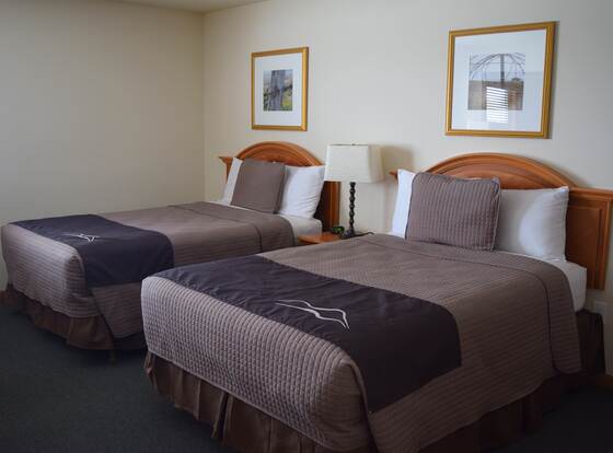 Mountain View Hotel allows check-in for 18 year-old guests