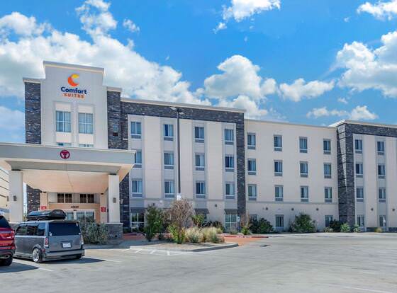 Comfort Suites University allows check-in for 18 year-old guests