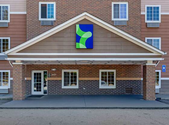 Extended Stay America Select Suites - Atlanta - Chamblee allows check-in for 18 year-old guests