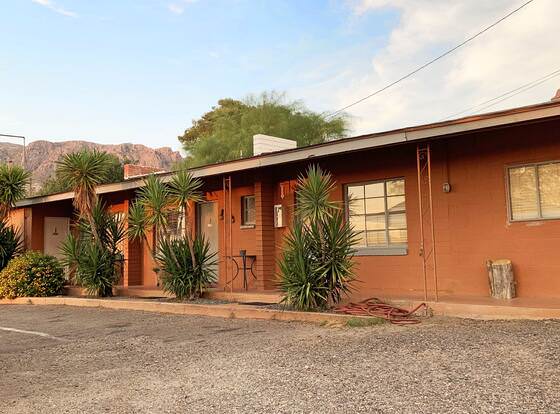 Copper Mountain Motel allows check-in for 18 year-old guests