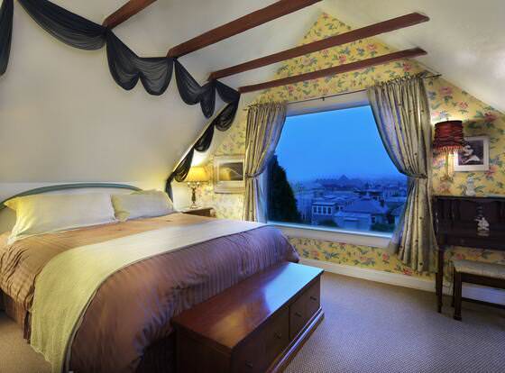 Noe's Nest Bed and Breakfast allows check-in for 18 year-old guests