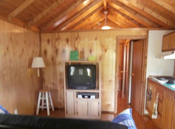 Riverbend Lodging allows check-in for 18 year-old guests