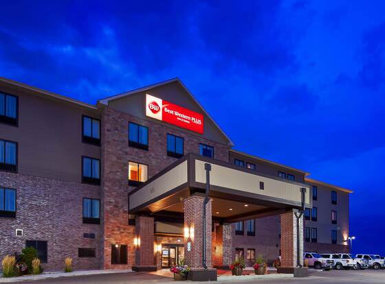 Best Western Plus Casper Inn & Suites allows check-in for 18 year-old guests