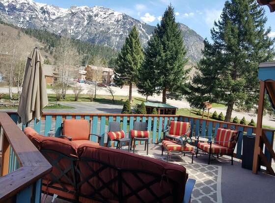 Ouray Inn allows check-in for 18 year-old guests